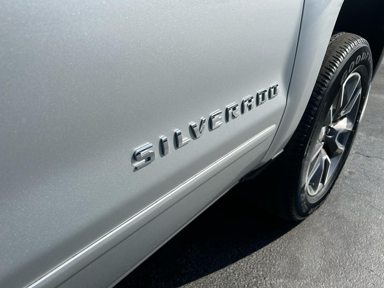 Chevrolet Silverado 1500 2WD Double Cab 143.5" LT w/1LT 2018