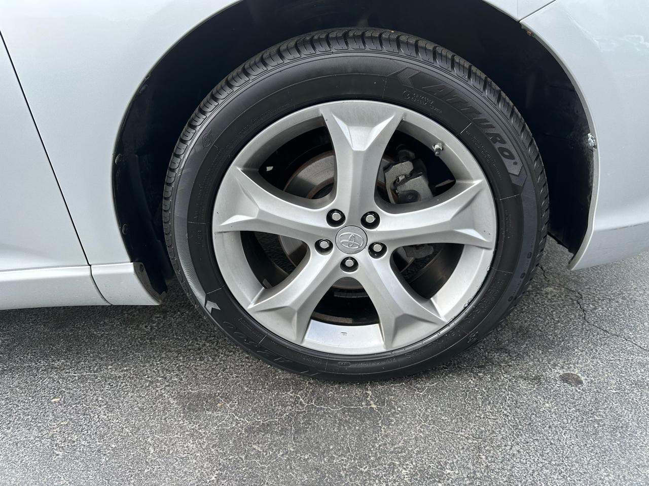 Toyota Venza 4dr Wgn V6 AWD (Natl) 2009