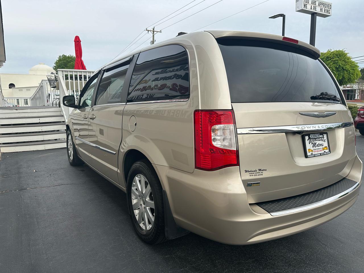 Chrysler Town & Country 4dr Wgn Touring 2013