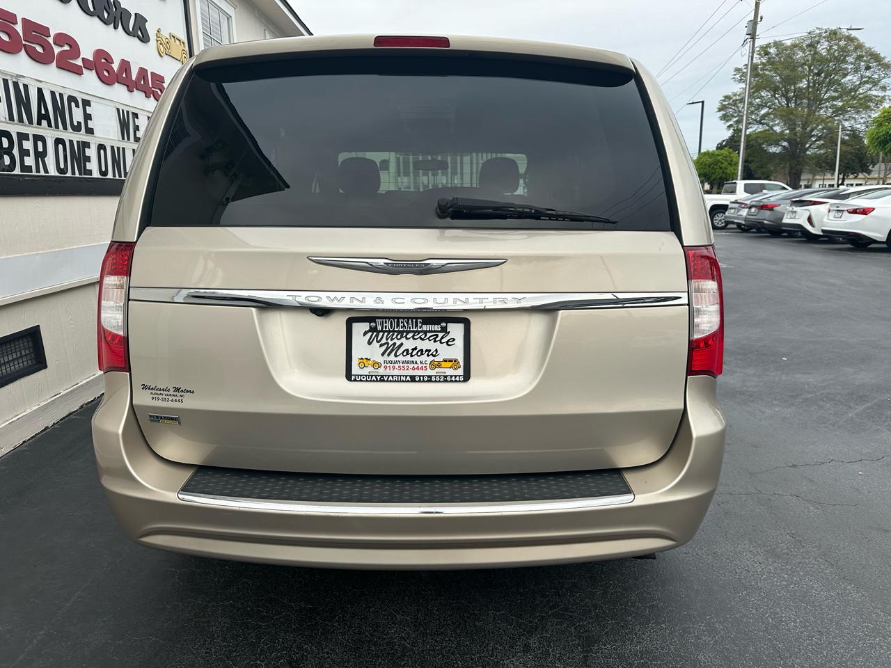 Chrysler Town & Country 4dr Wgn Touring 2013