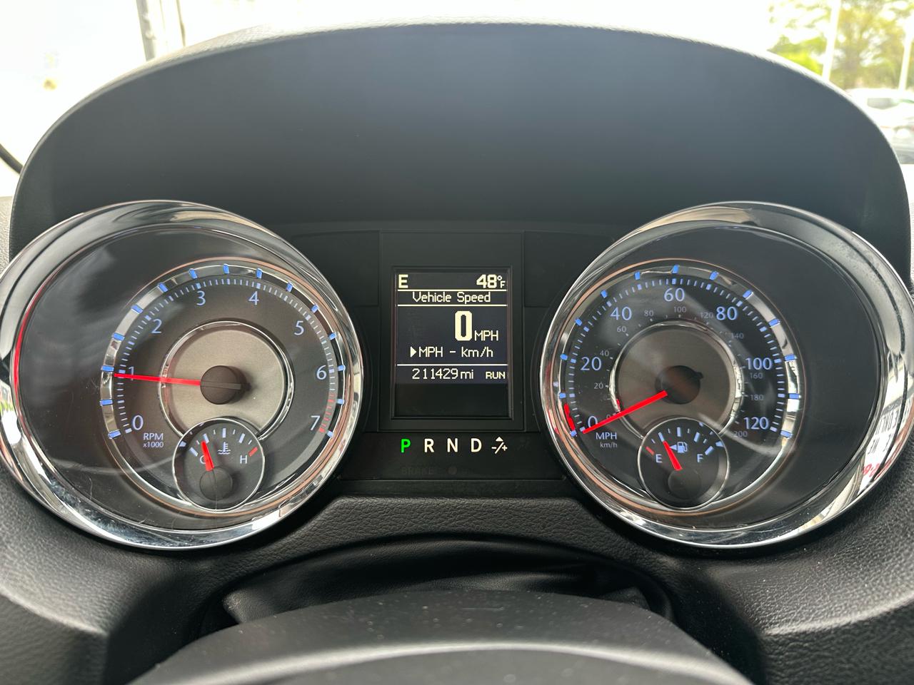 Chrysler Town & Country 4dr Wgn Touring 2013