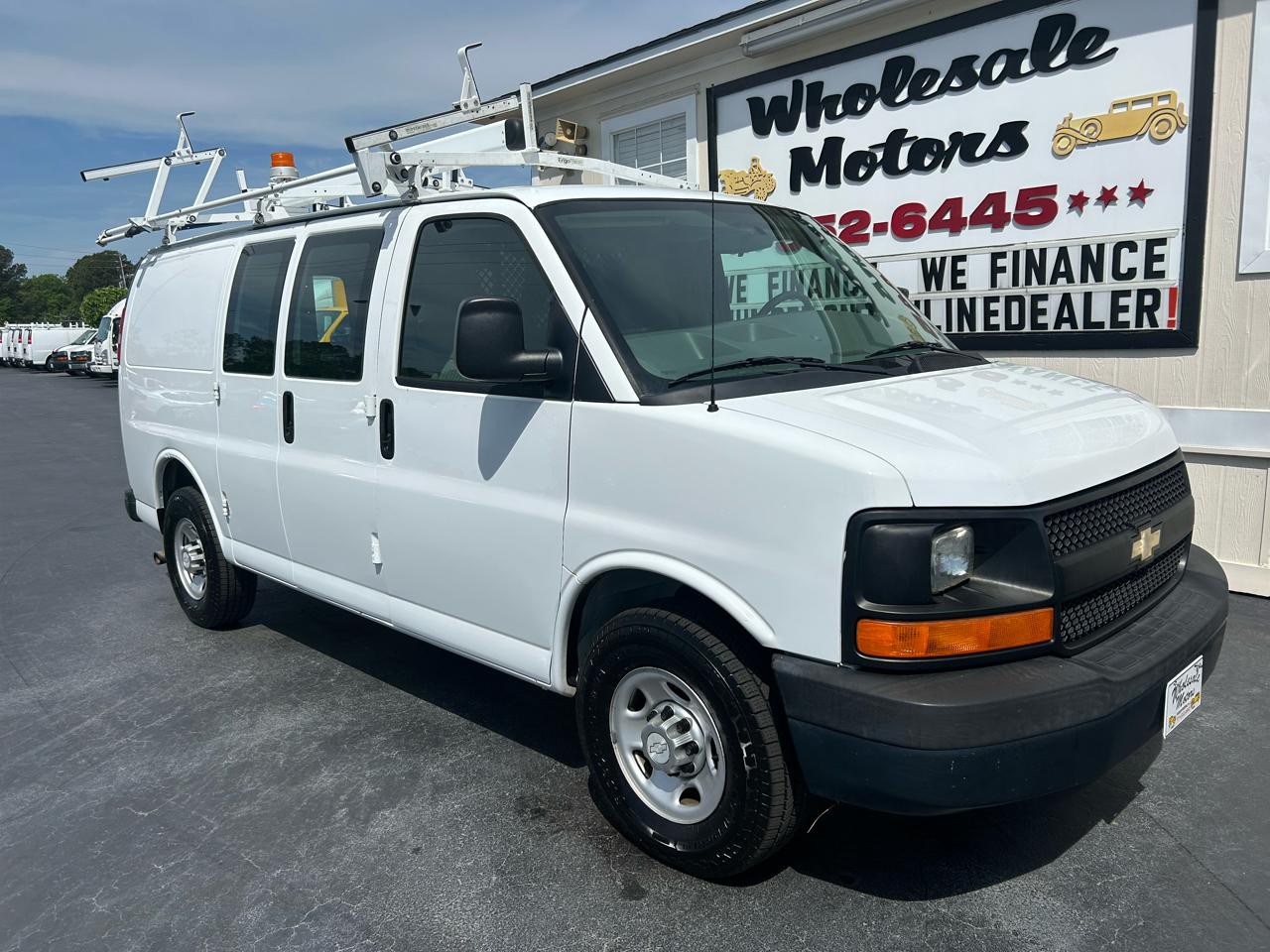 Chevrolet Express Cargo Van RWD 2500 135" 2015
