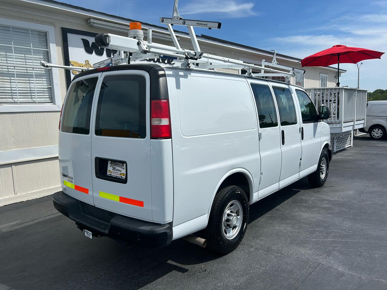 Chevrolet Express Cargo Van RWD 2500 135" 2015