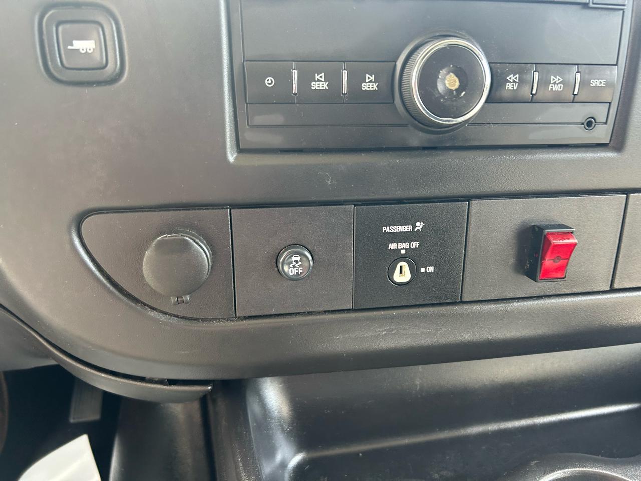 Chevrolet Express Cargo Van RWD 2500 135" 2015