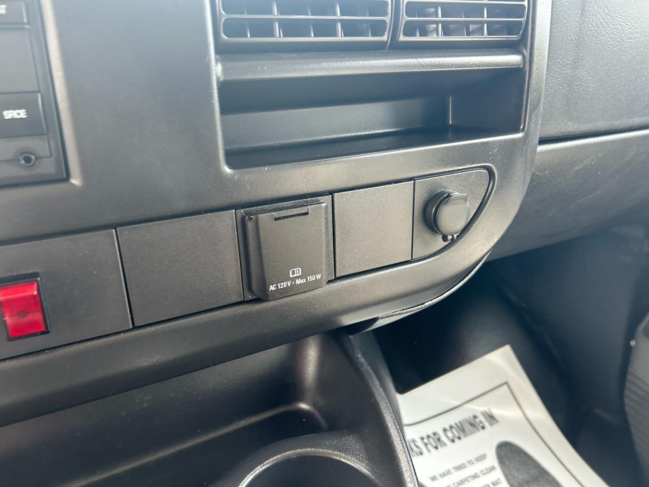 Chevrolet Express Cargo Van RWD 2500 135" 2015