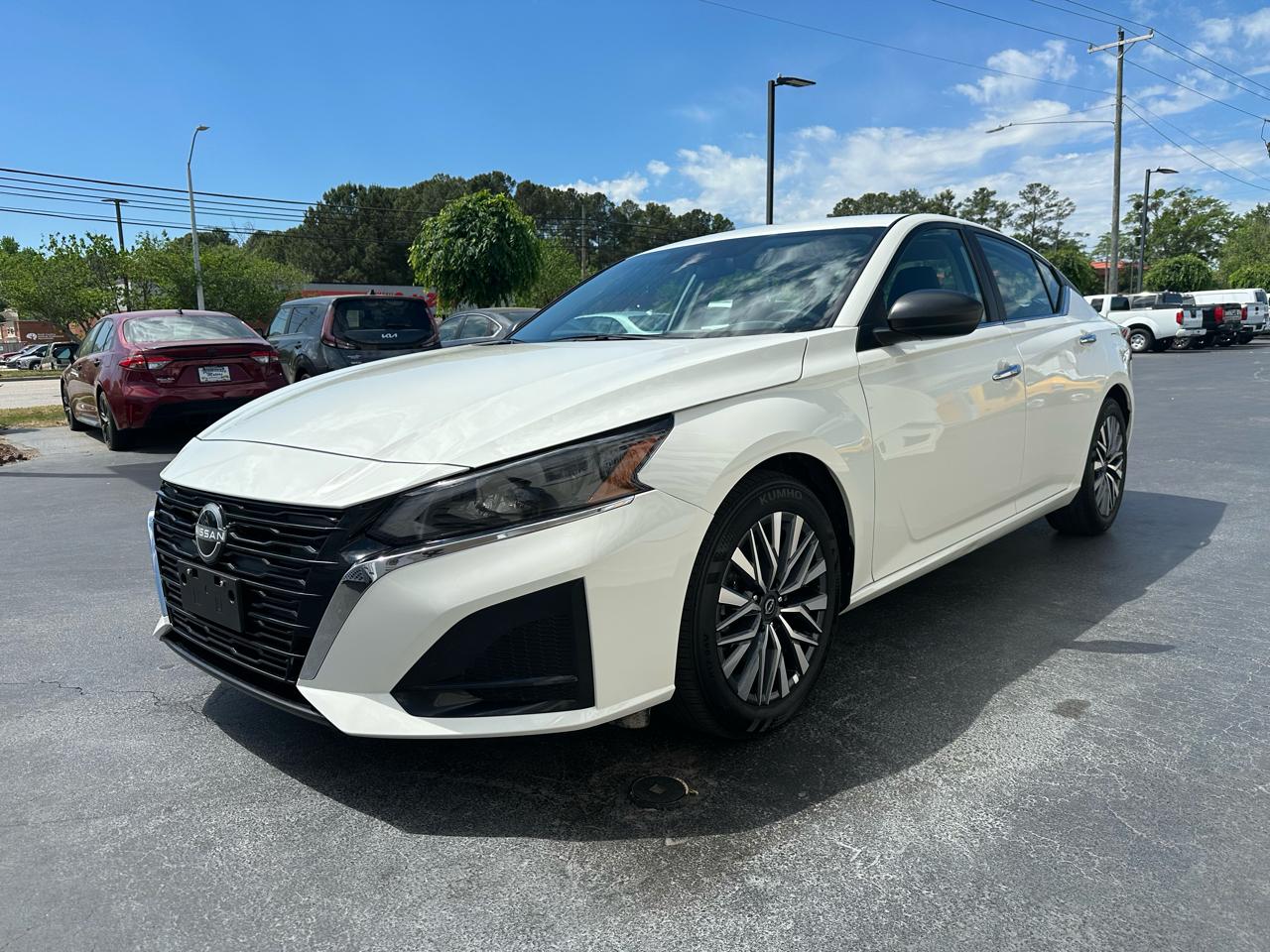 Nissan Altima SV FWD 2025