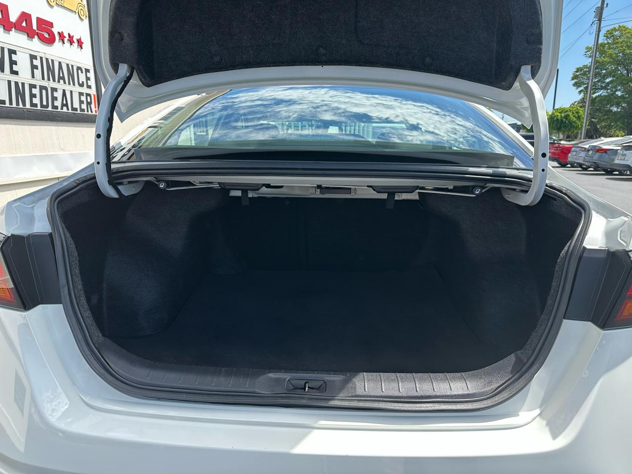 Nissan Altima SV FWD 2025