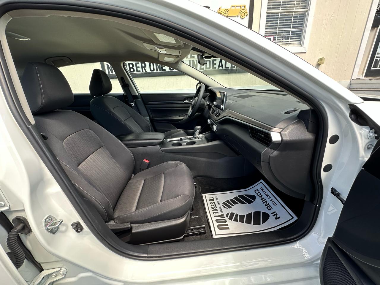 Nissan Altima SV FWD 2025