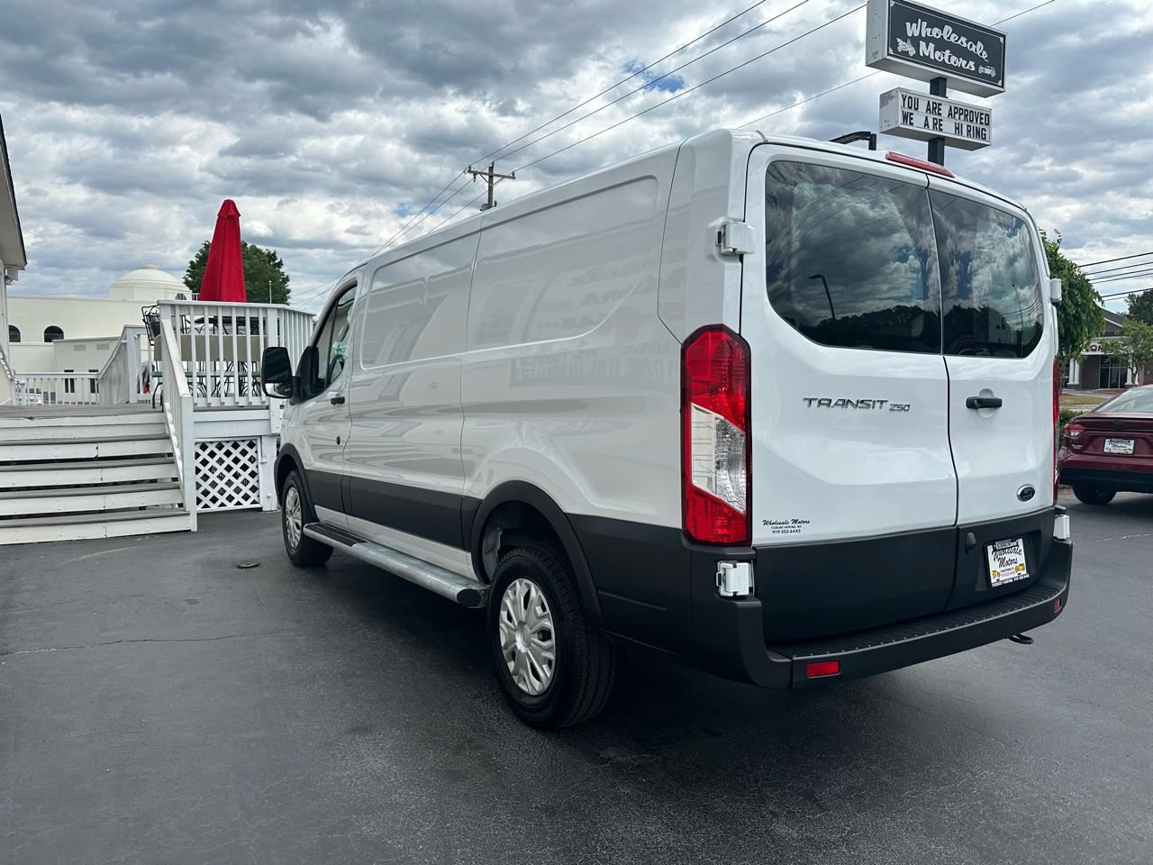 Ford Transit Cargo Van T-250 130" Low Rf 9070 GVWR RWD 2024