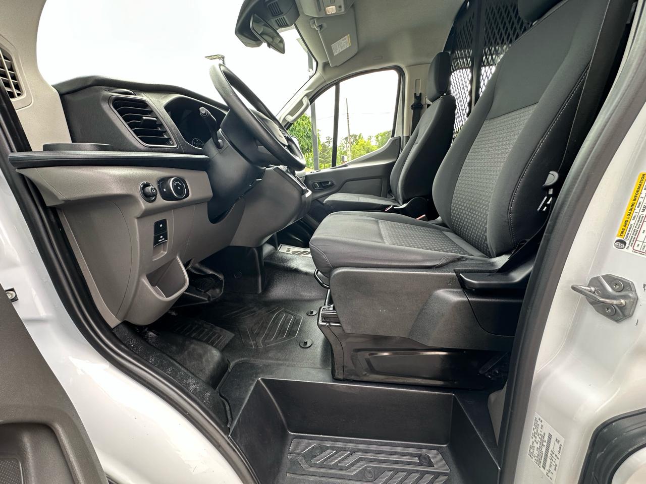 Ford Transit Cargo Van T-250 130" Low Rf 9070 GVWR RWD 2024