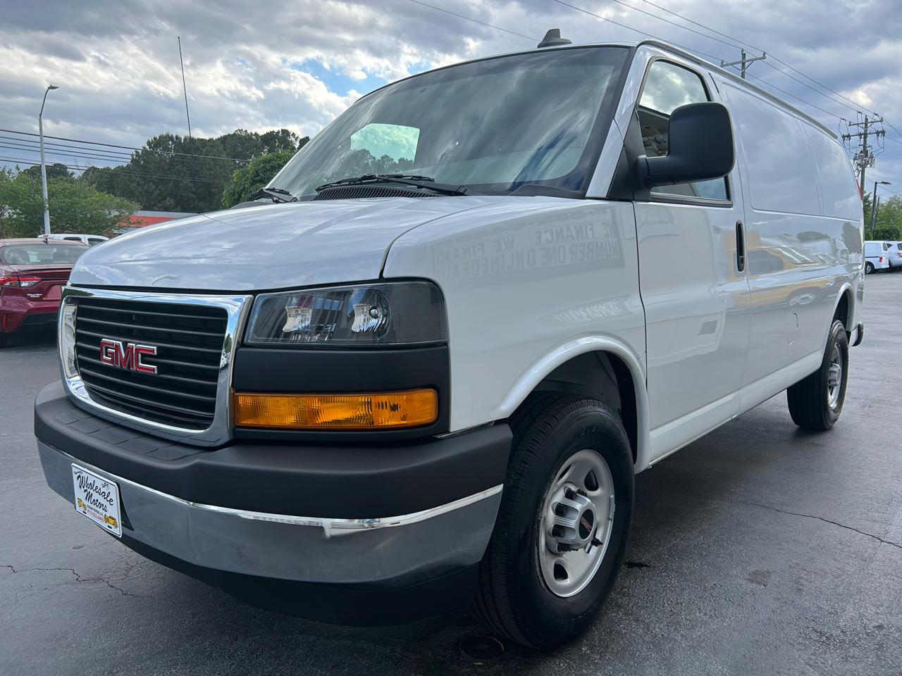 GMC Savana Cargo Van RWD 2500 135" 2024