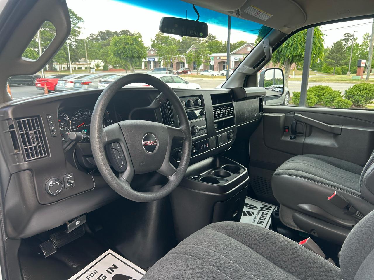 GMC Savana Cargo Van RWD 2500 135" 2024