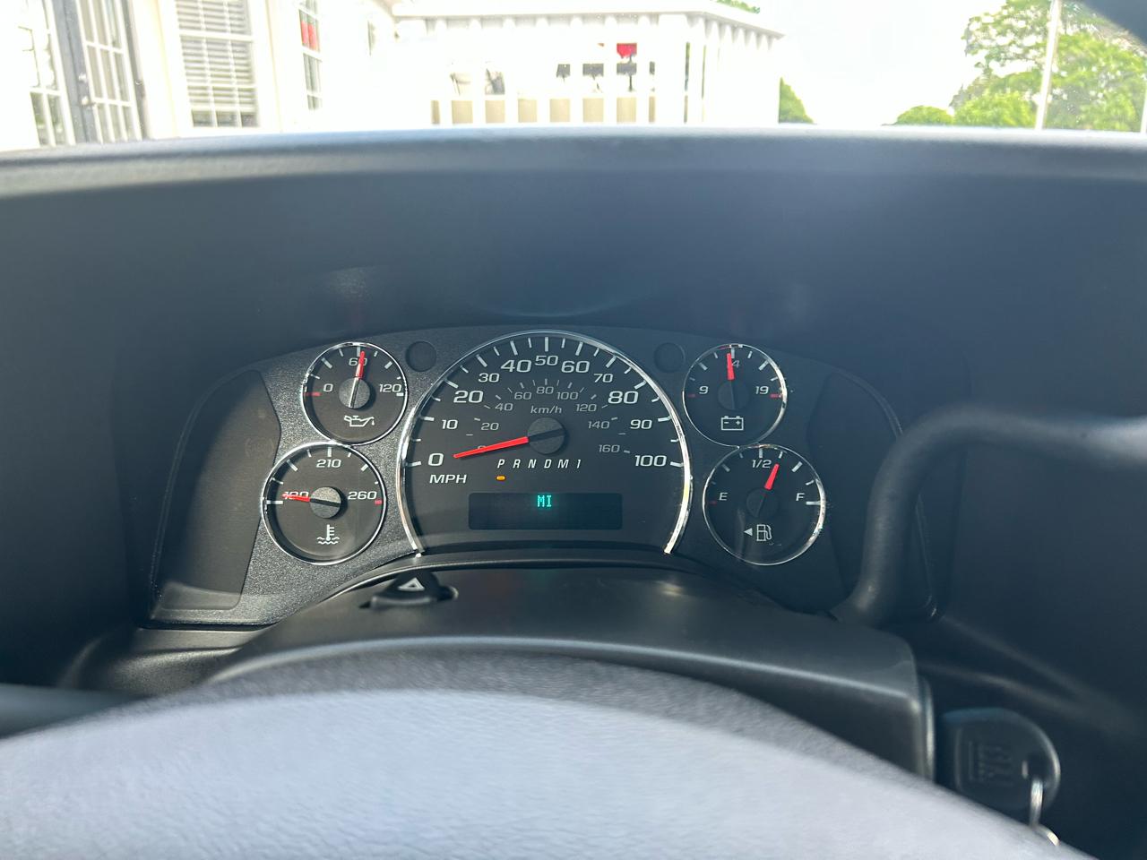 GMC Savana Cargo Van RWD 2500 135" 2024