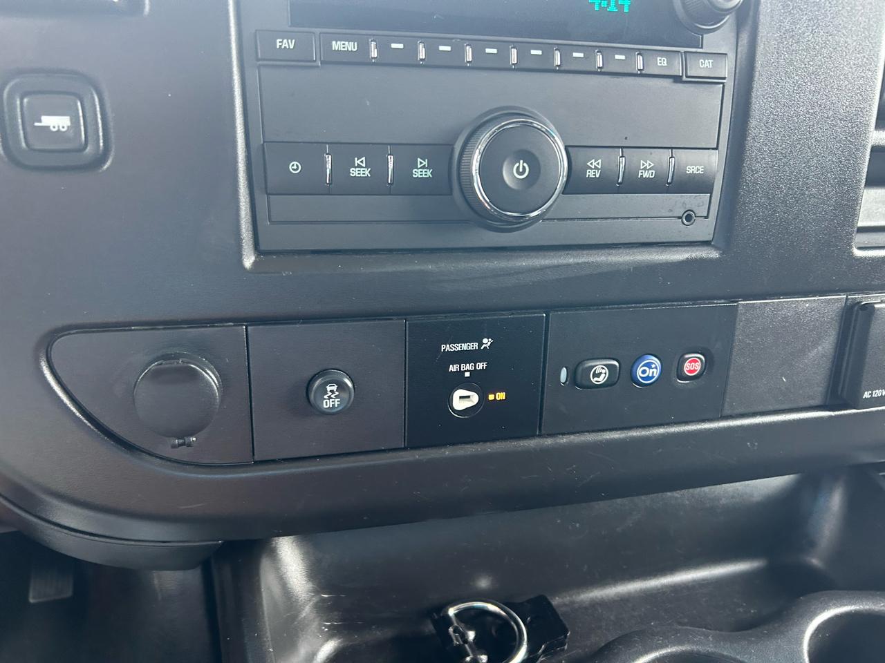 GMC Savana Cargo Van RWD 2500 135" 2024