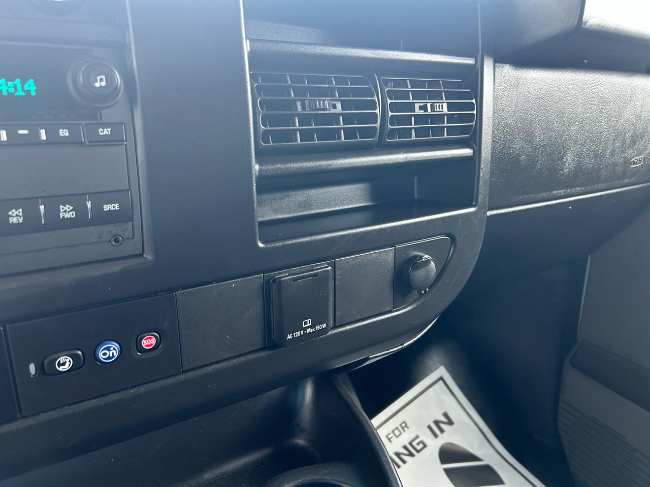 GMC Savana Cargo Van RWD 2500 135" 2024