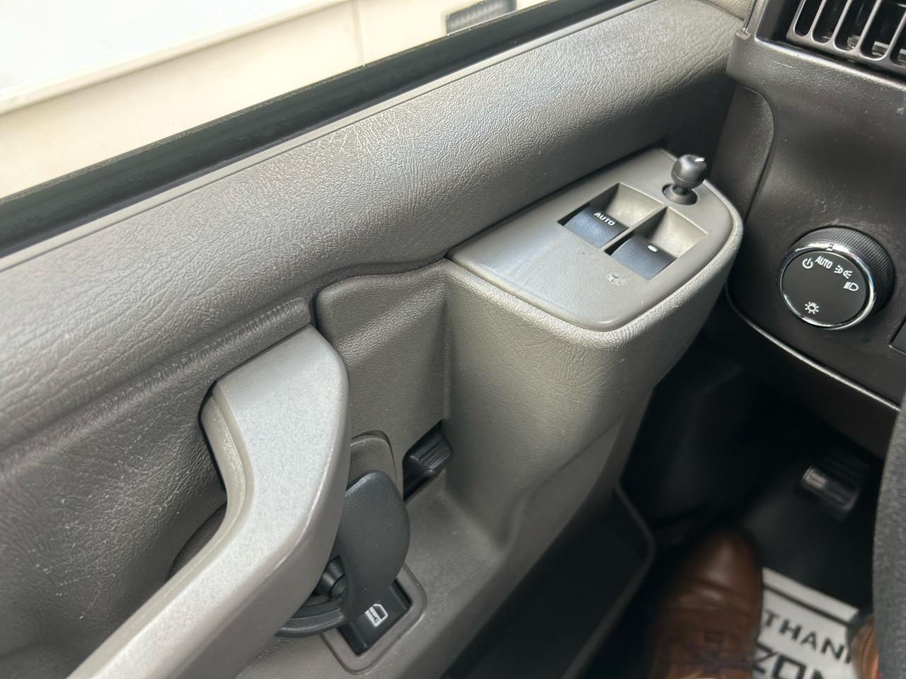 GMC Savana Cargo Van RWD 2500 135" 2024