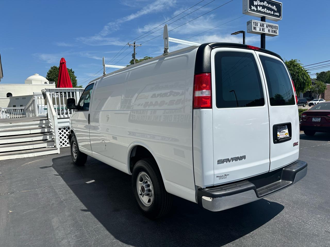 GMC Savana Cargo Van RWD 2500 135" 2024