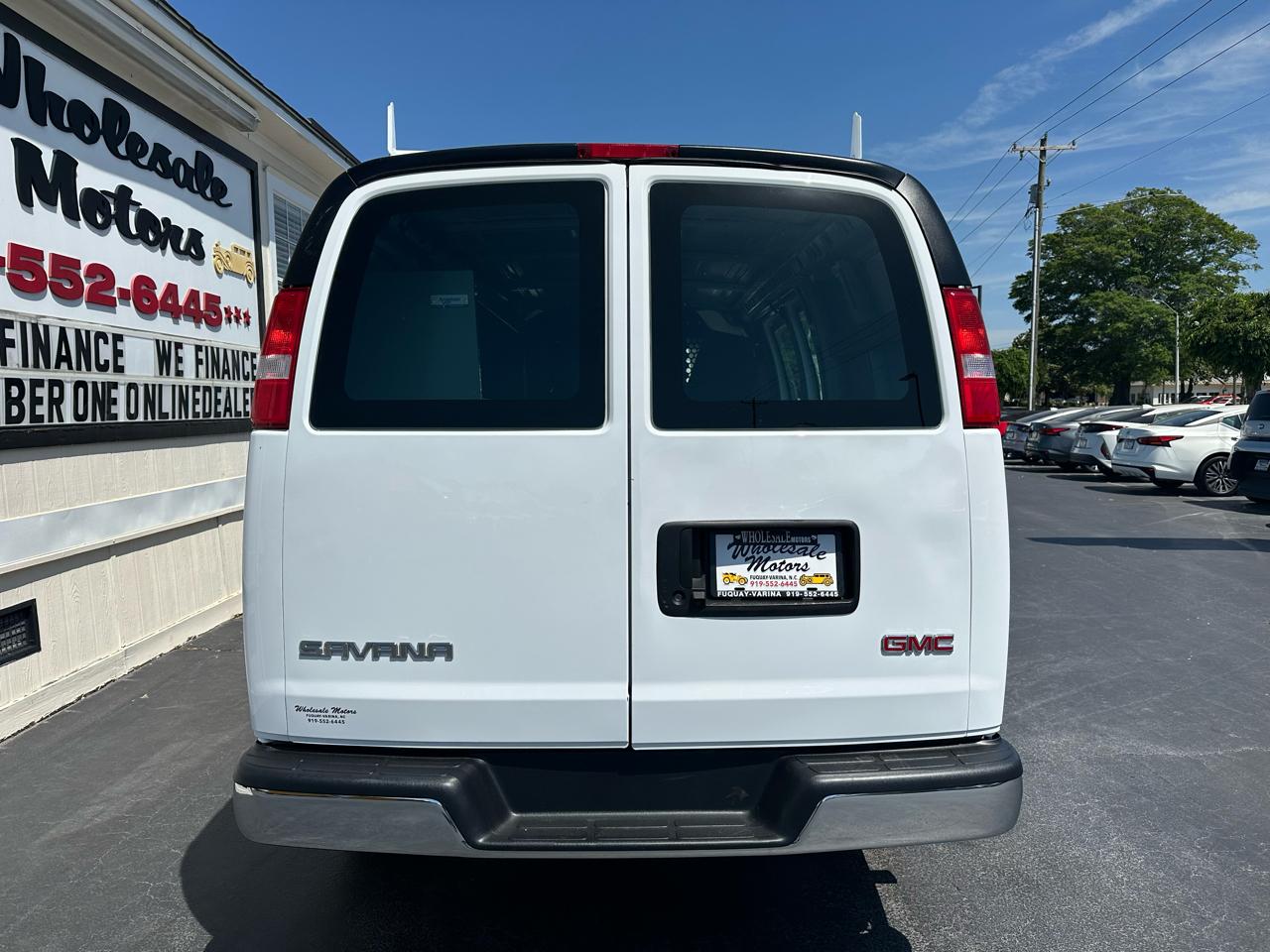 GMC Savana Cargo Van RWD 2500 135" 2024