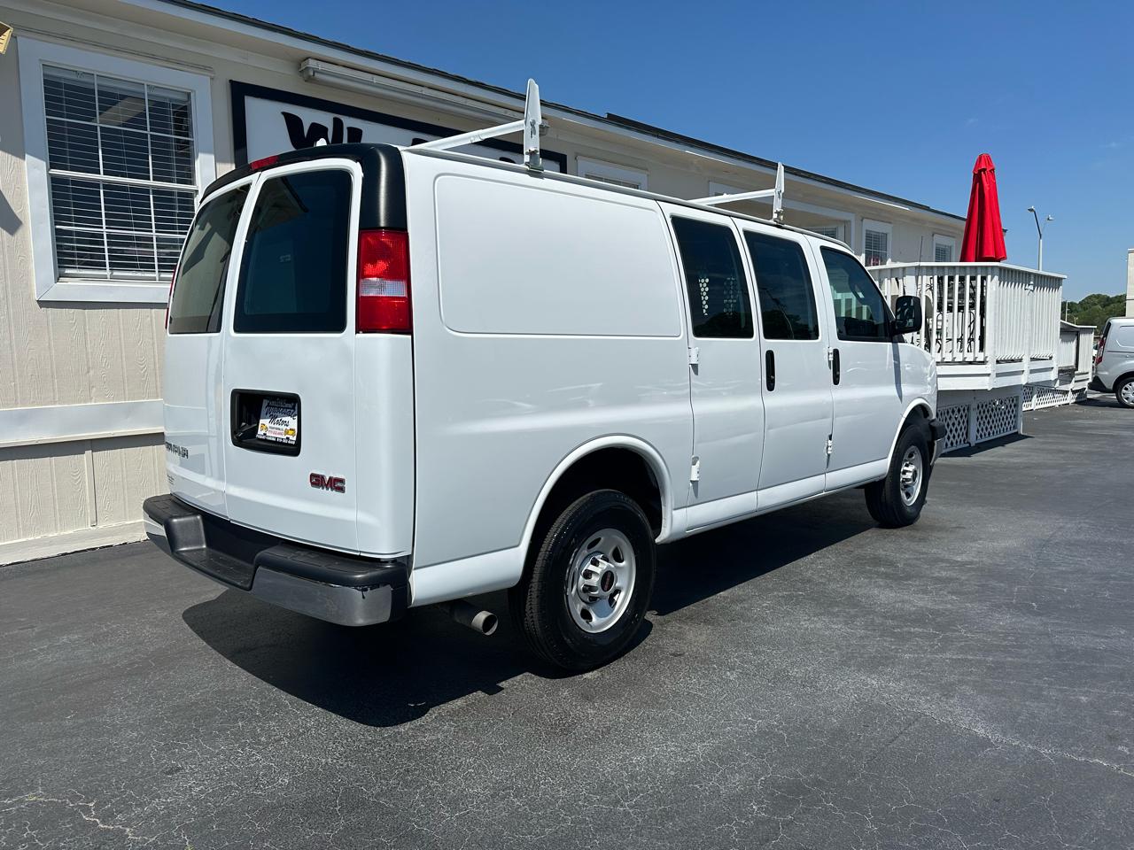 GMC Savana Cargo Van RWD 2500 135" 2024