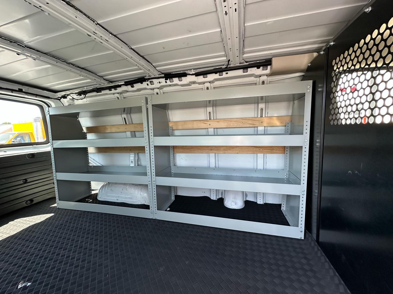 GMC Savana Cargo Van RWD 2500 135" 2024