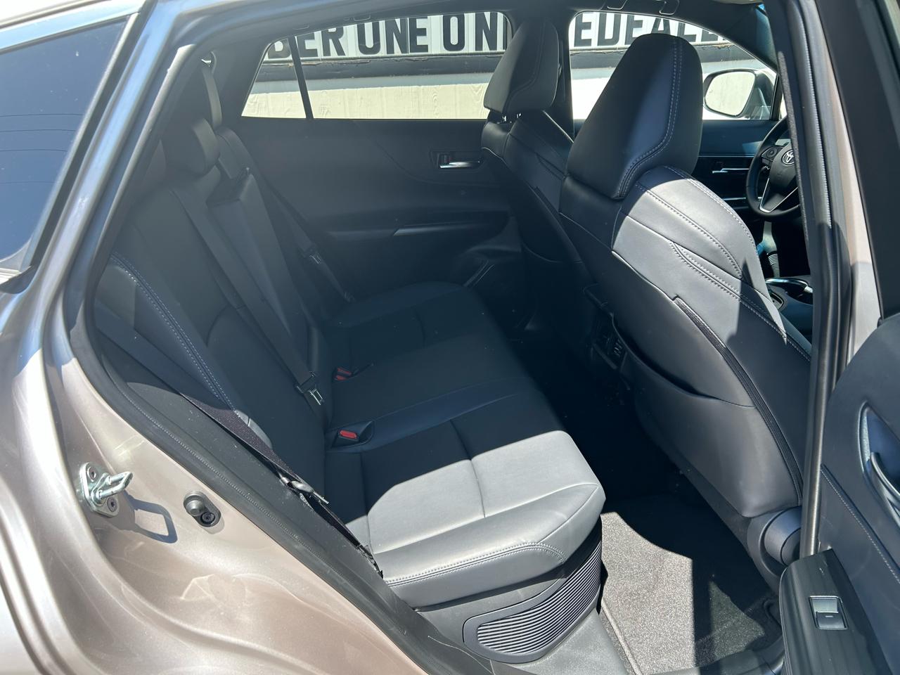 Toyota Venza XLE 2023