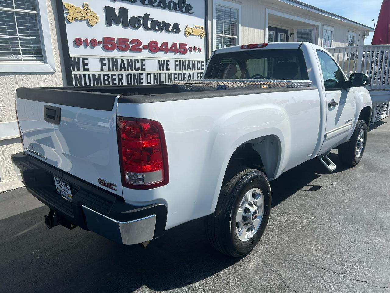 GMC Sierra 2500HD 2WD Reg Cab 133.7" SLE 2013