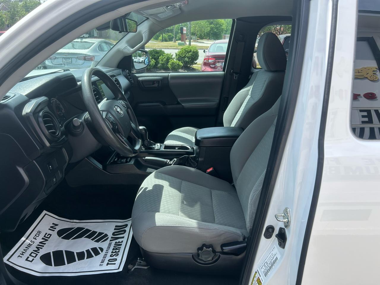 Toyota Tacoma 2WD  2020