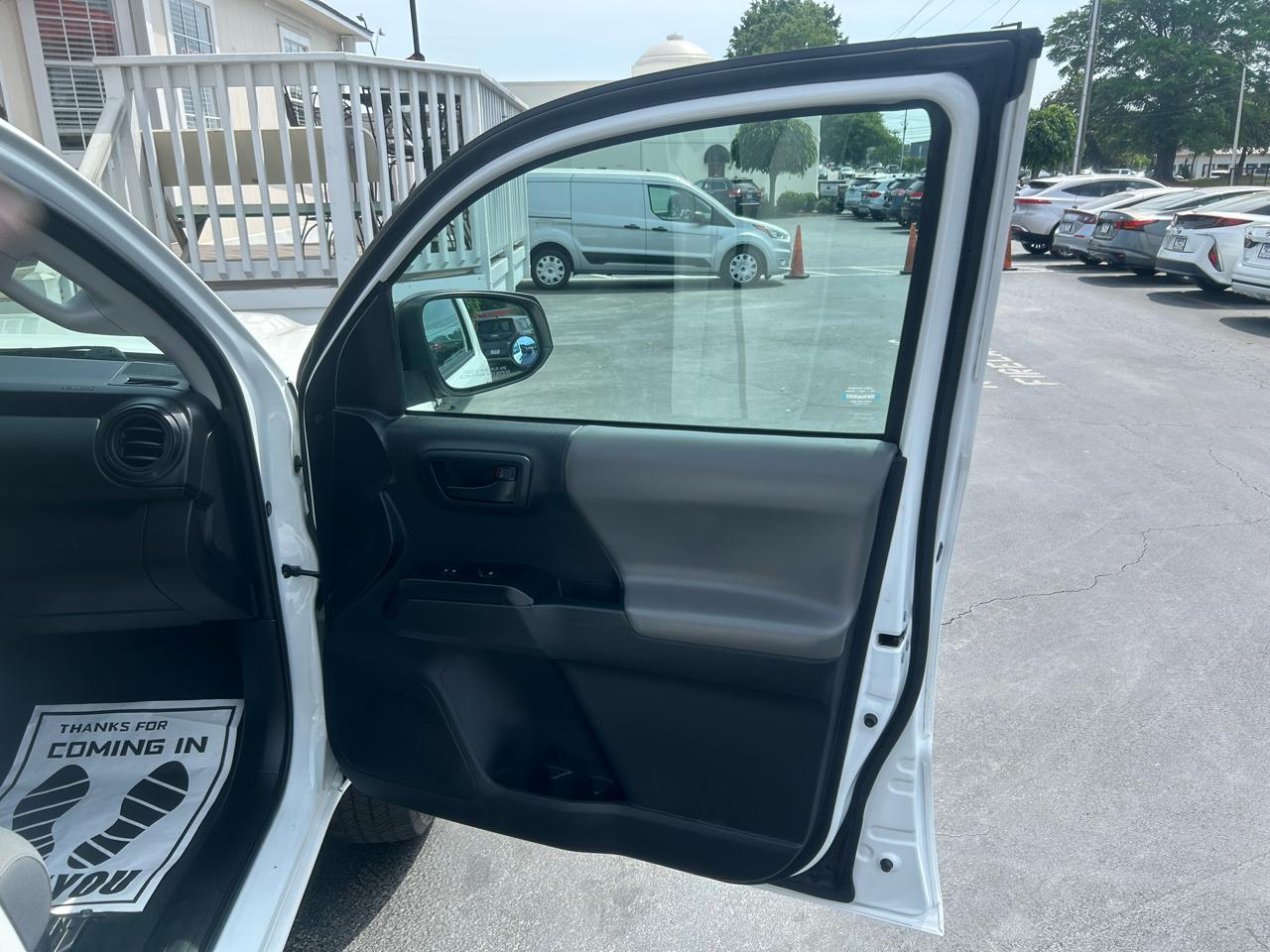 Toyota Tacoma 2WD  2020