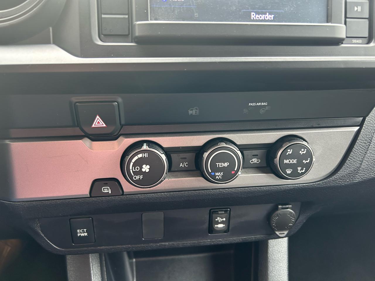 Toyota Tacoma 2WD  2019