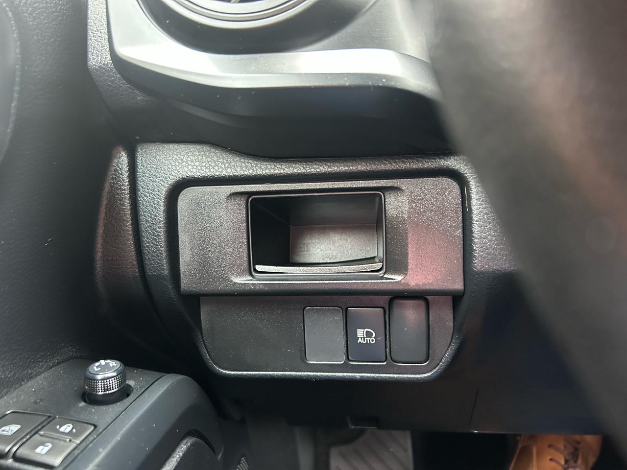 Toyota Tacoma 2WD  2019