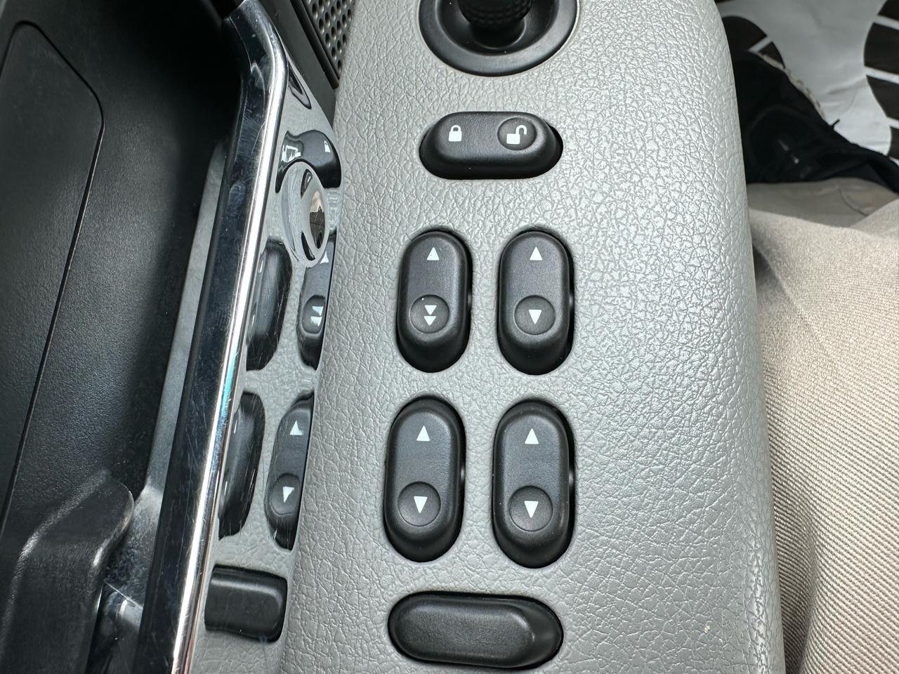 Ford F-150 4WD SuperCrew 139" XLT 2007