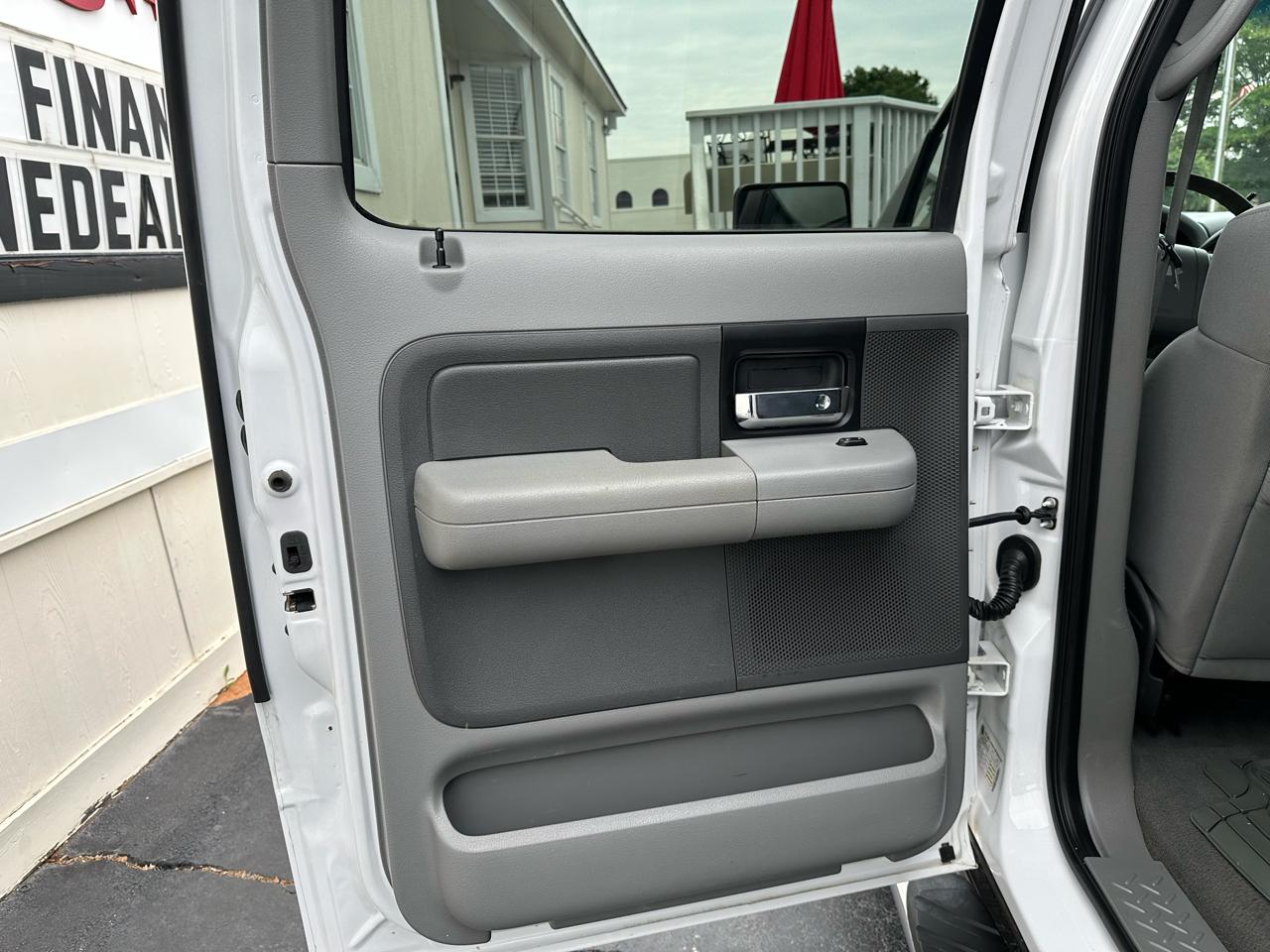 Ford F-150 4WD SuperCrew 139" XLT 2007