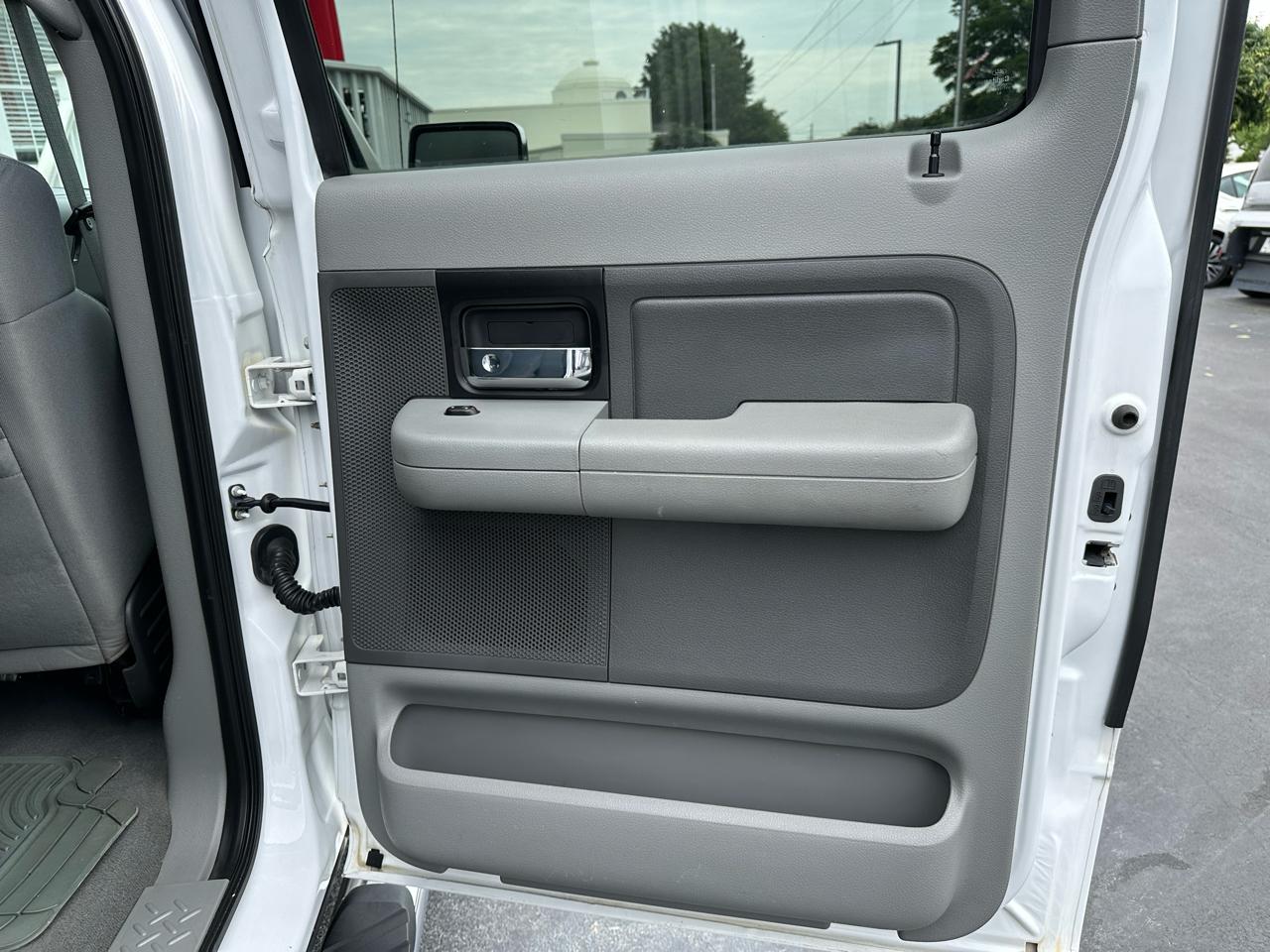 Ford F-150 4WD SuperCrew 139" XLT 2007