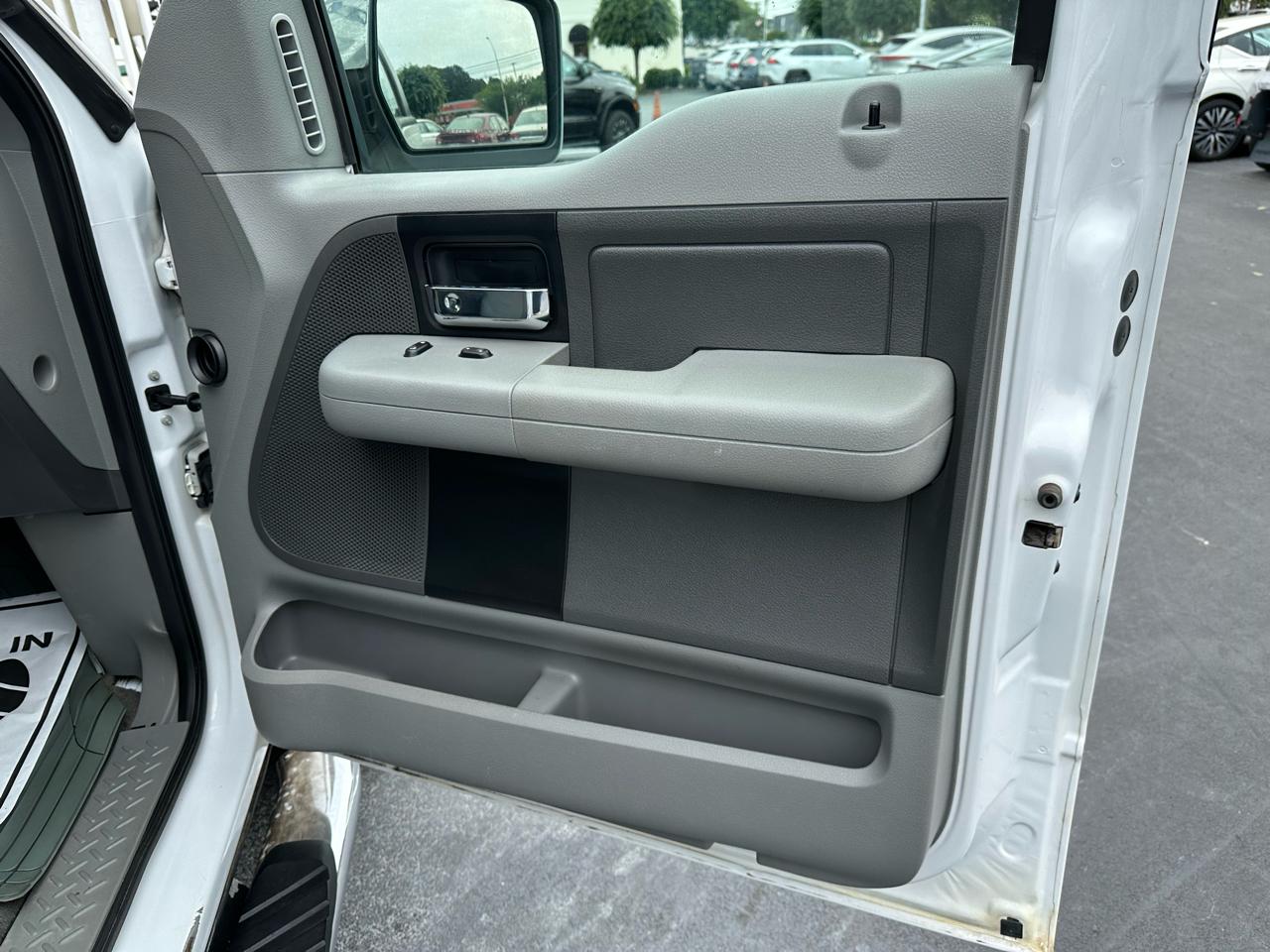 Ford F-150 4WD SuperCrew 139" XLT 2007