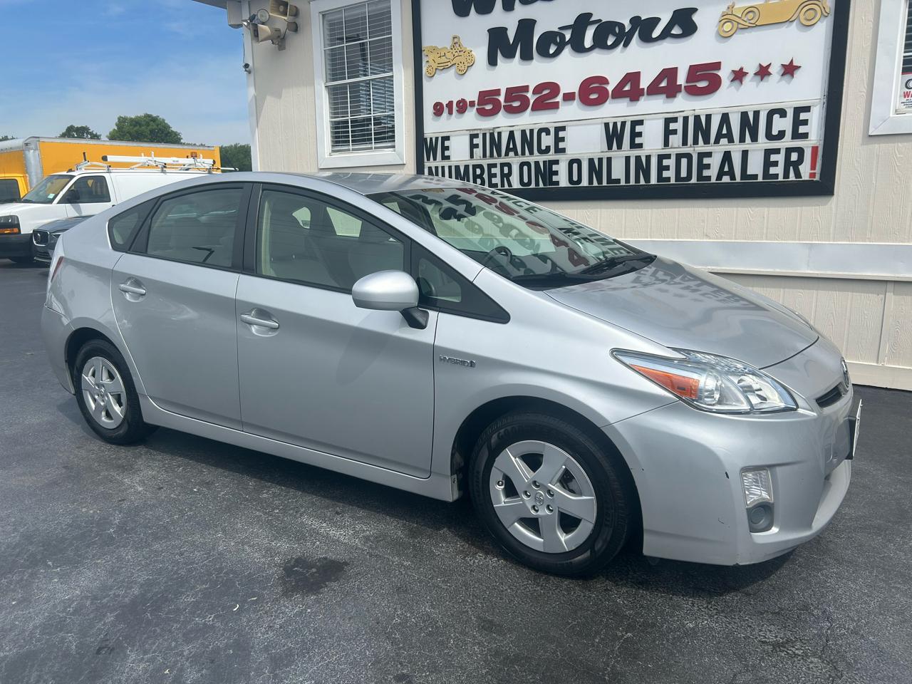 Toyota Prius 5dr HB III (Natl) 2011
