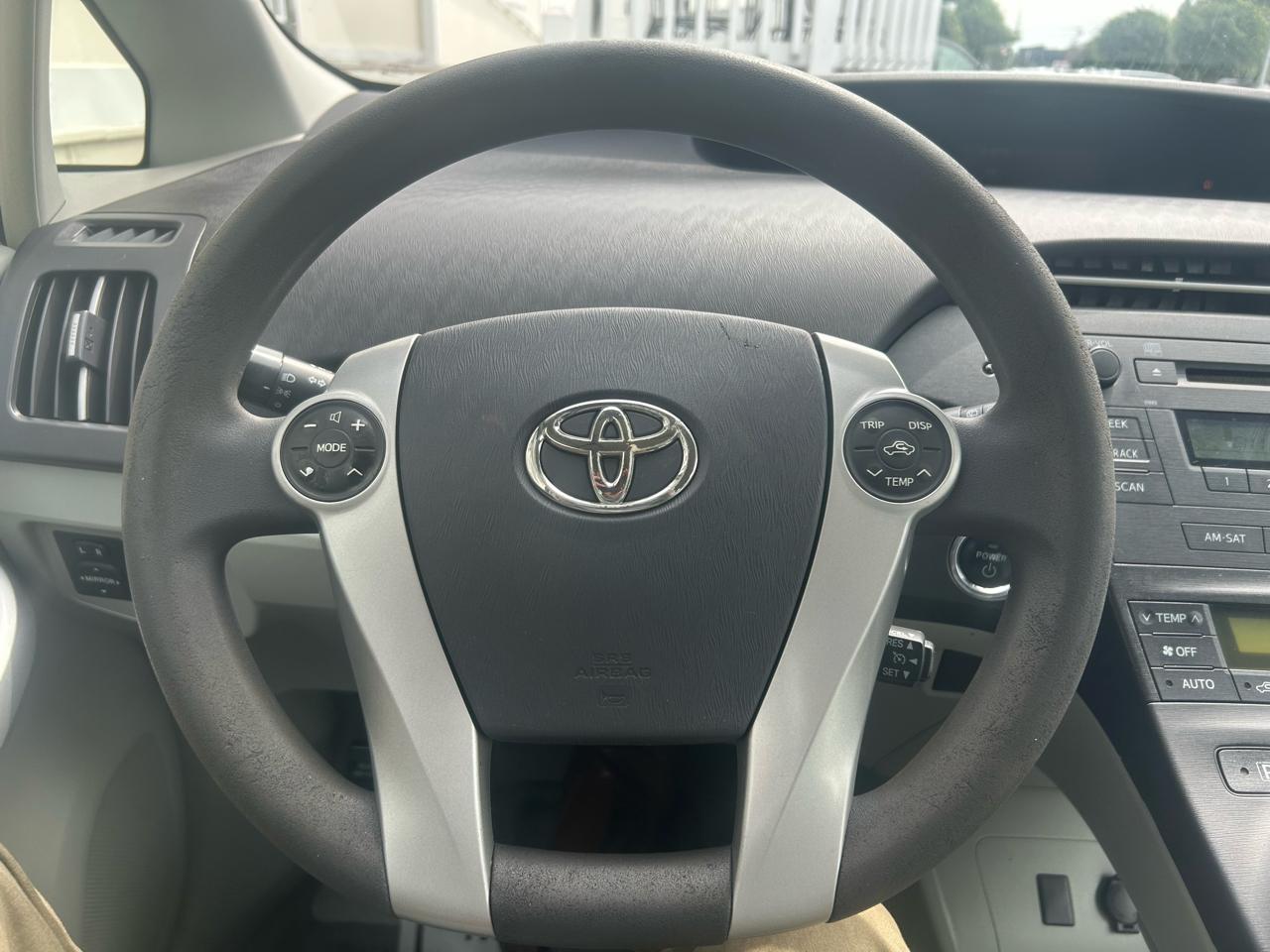 Toyota Prius 5dr HB III (Natl) 2011