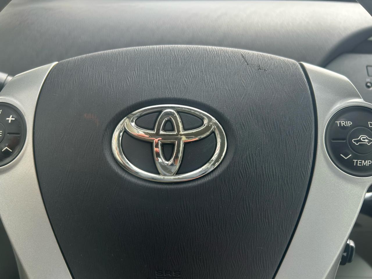 Toyota Prius 5dr HB III (Natl) 2011