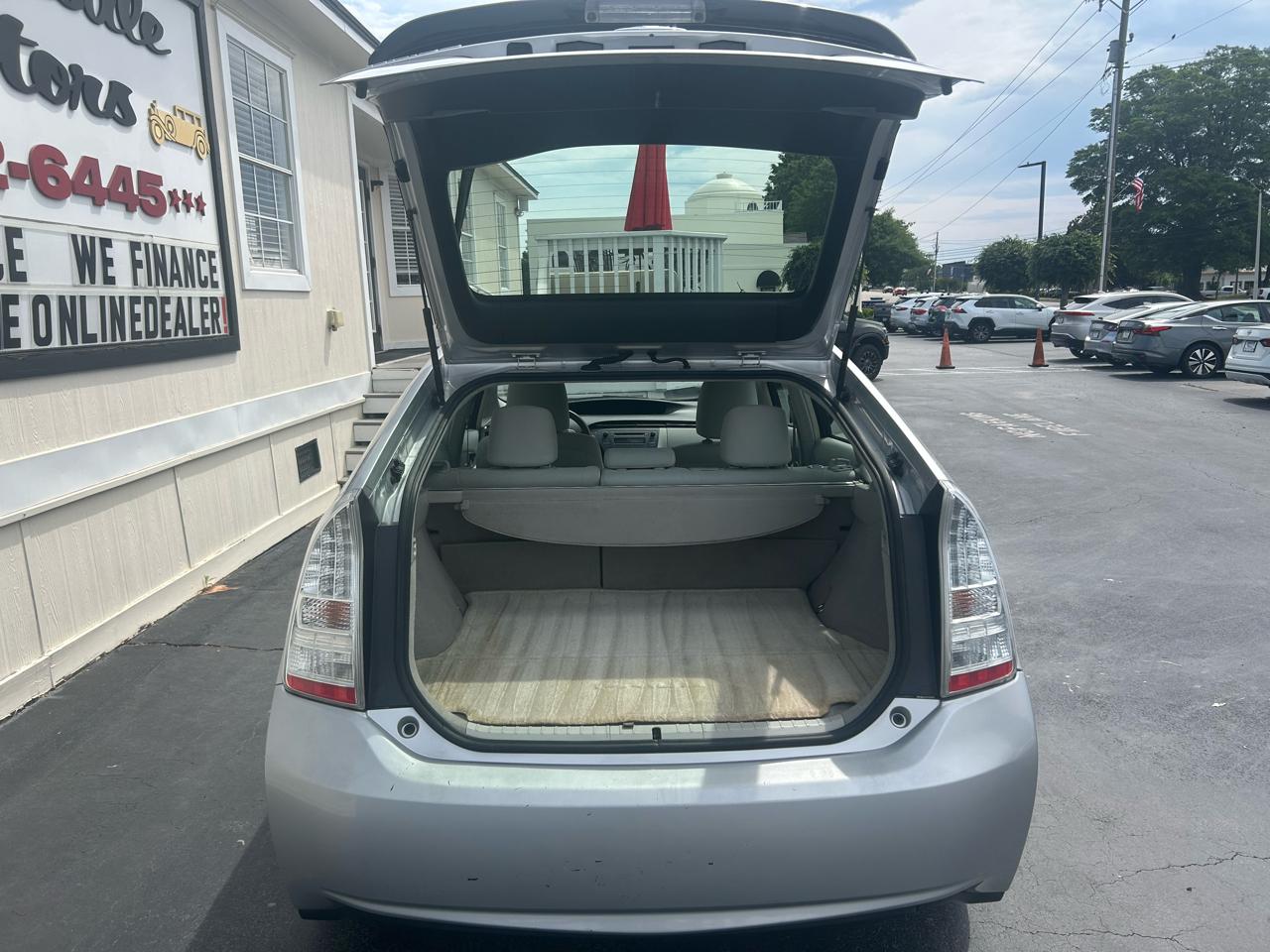 Toyota Prius 5dr HB III (Natl) 2011