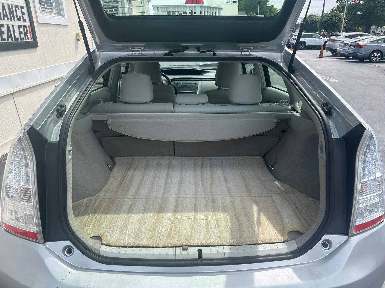 Toyota Prius 5dr HB III (Natl) 2011
