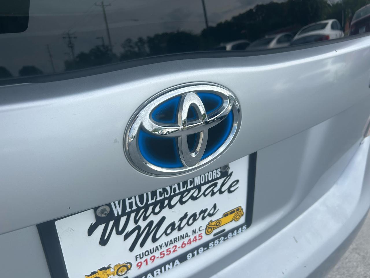 Toyota Prius 5dr HB III (Natl) 2011