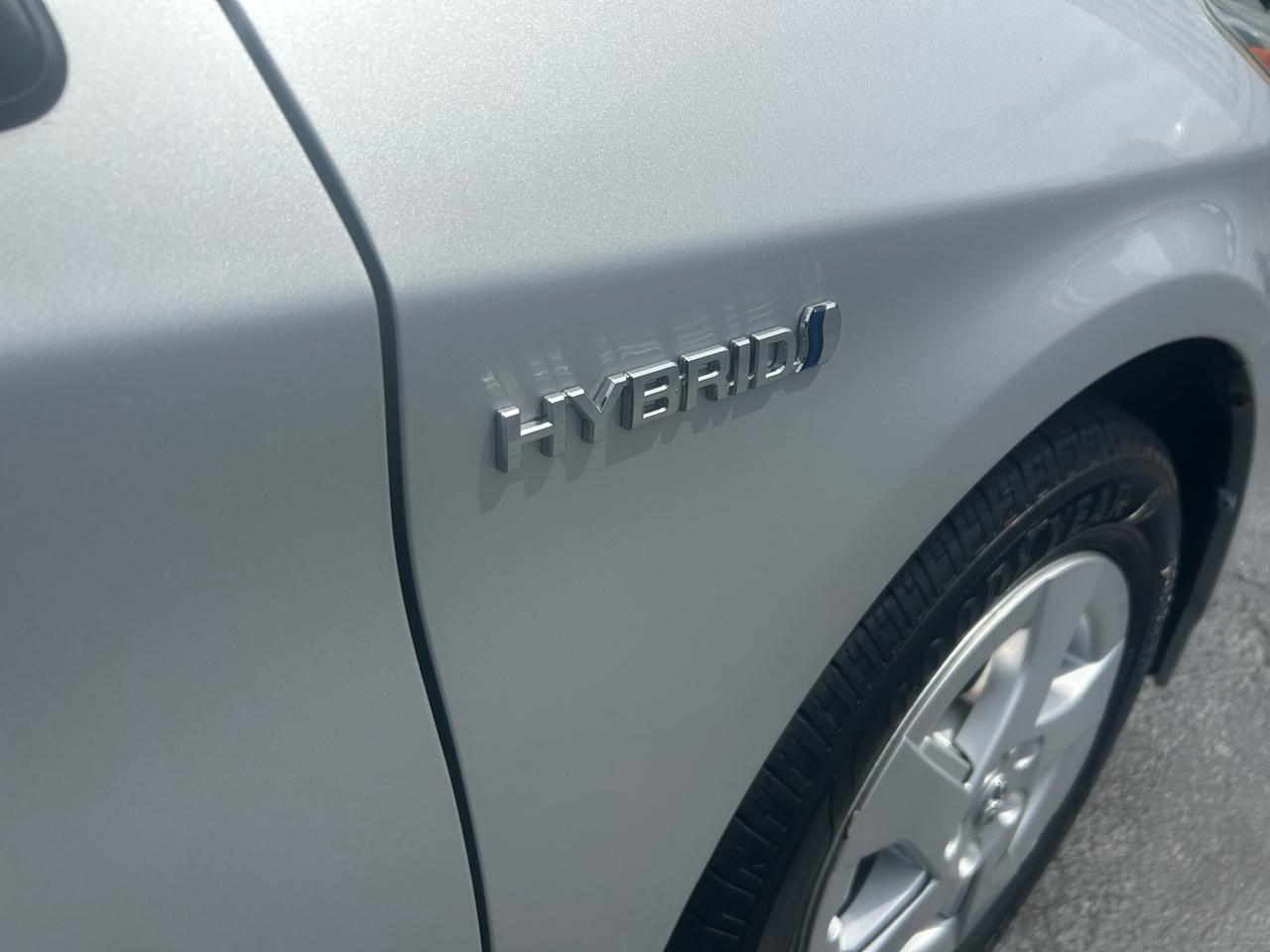 Toyota Prius 5dr HB III (Natl) 2011