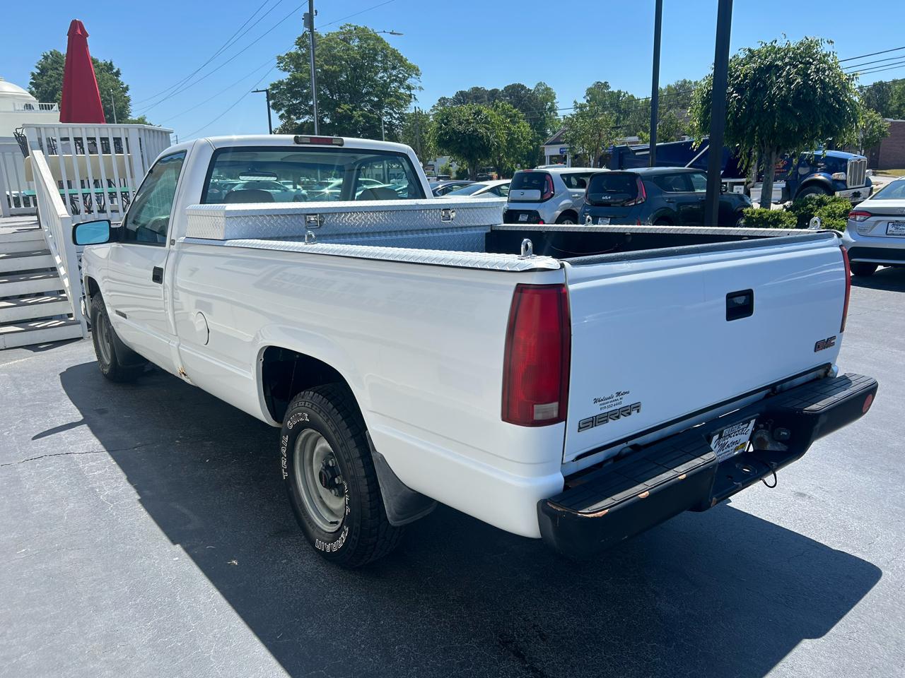 GMC Sierra 1500 Special Reg Cab 131.5" WB 1998