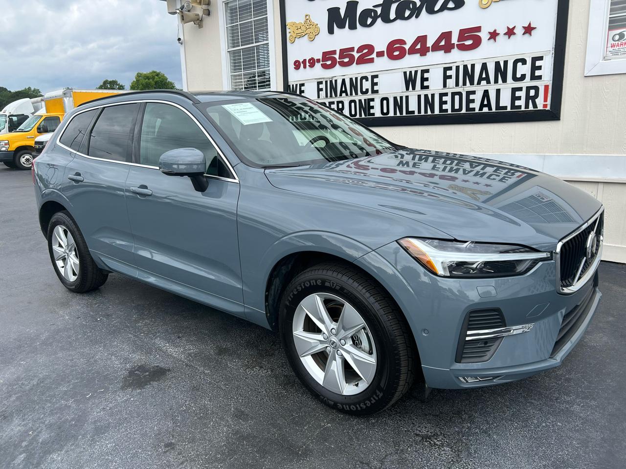 Volvo XC60 B5 AWD Momentum 2022