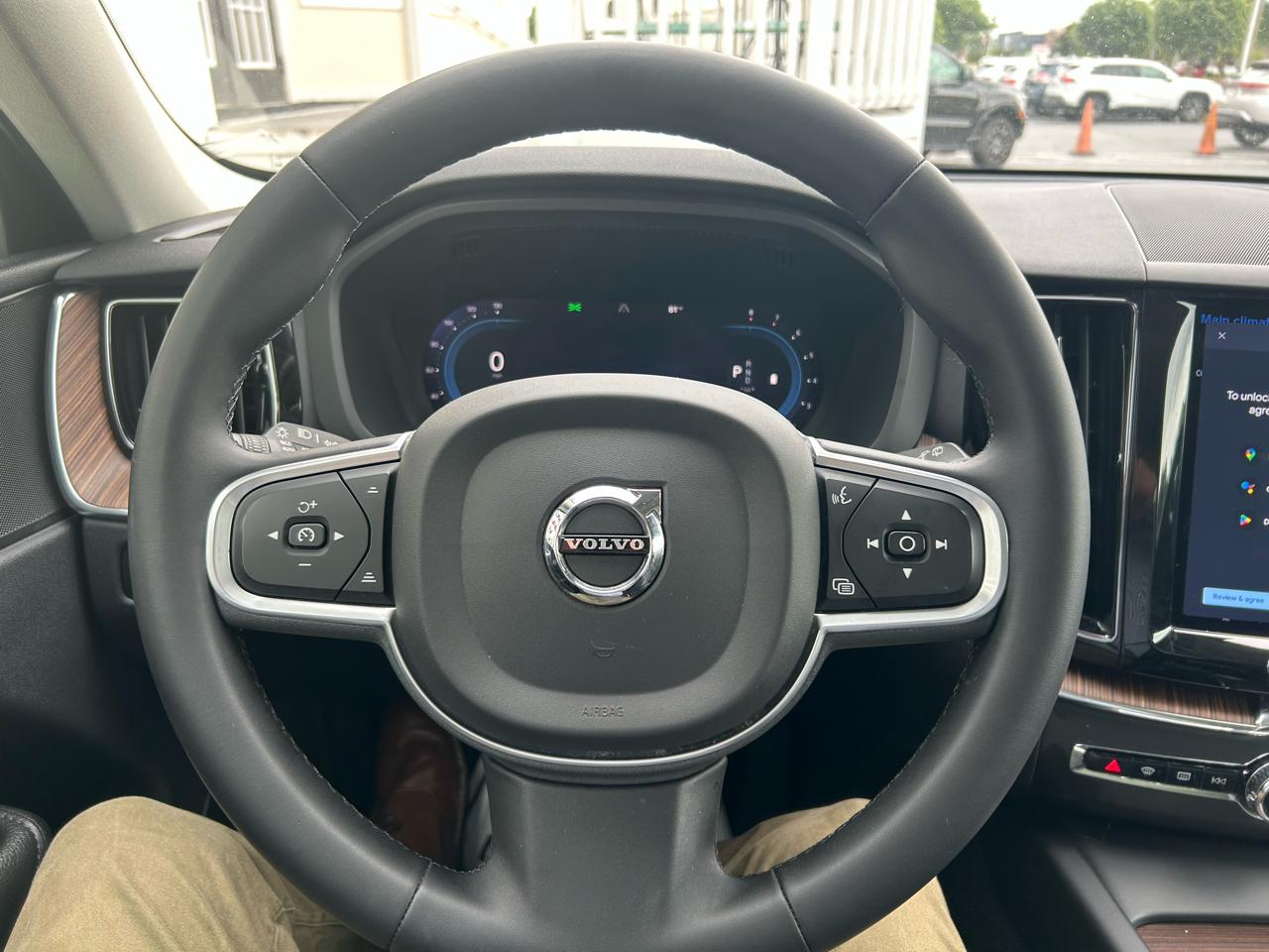 Volvo XC60 B5 AWD Momentum 2022