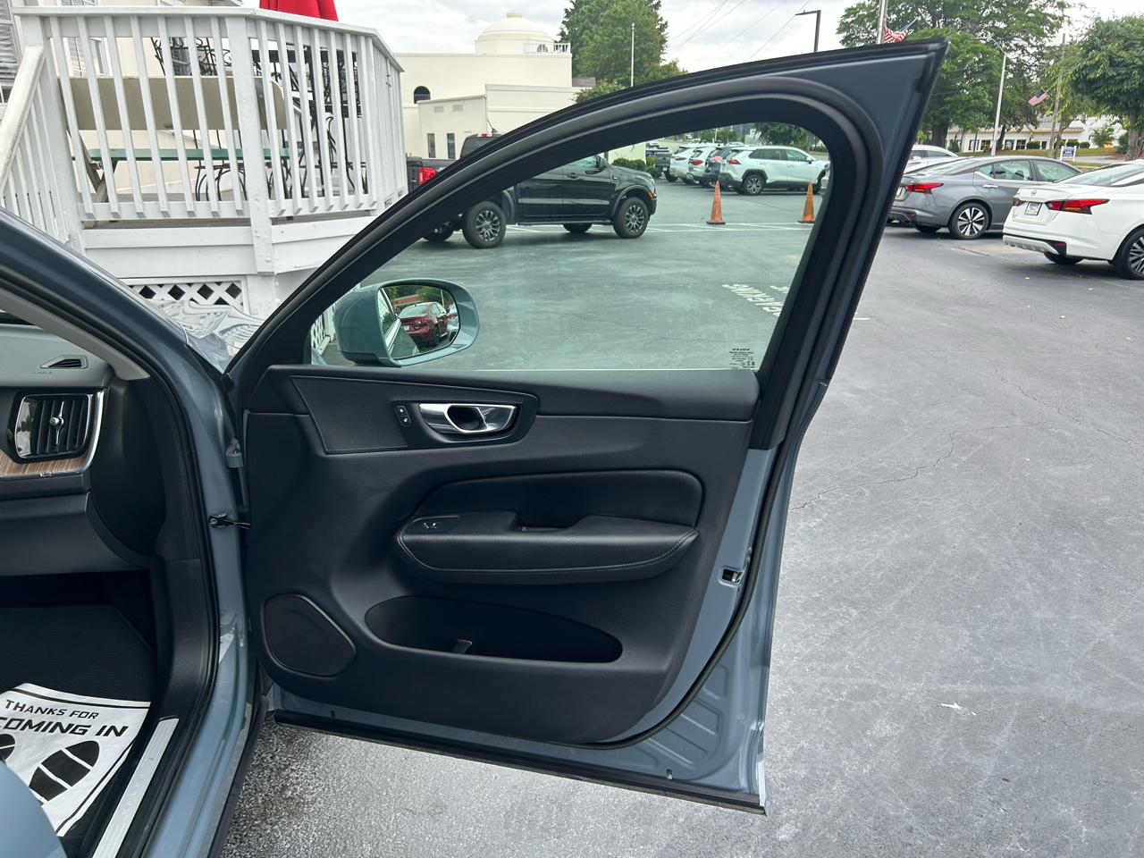 Volvo XC60 B5 AWD Momentum 2022