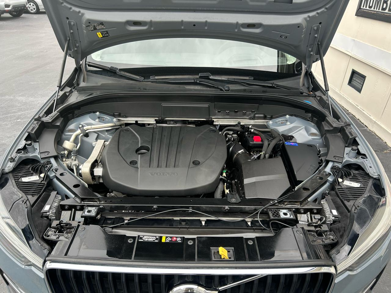 Volvo XC60 B5 AWD Momentum 2022