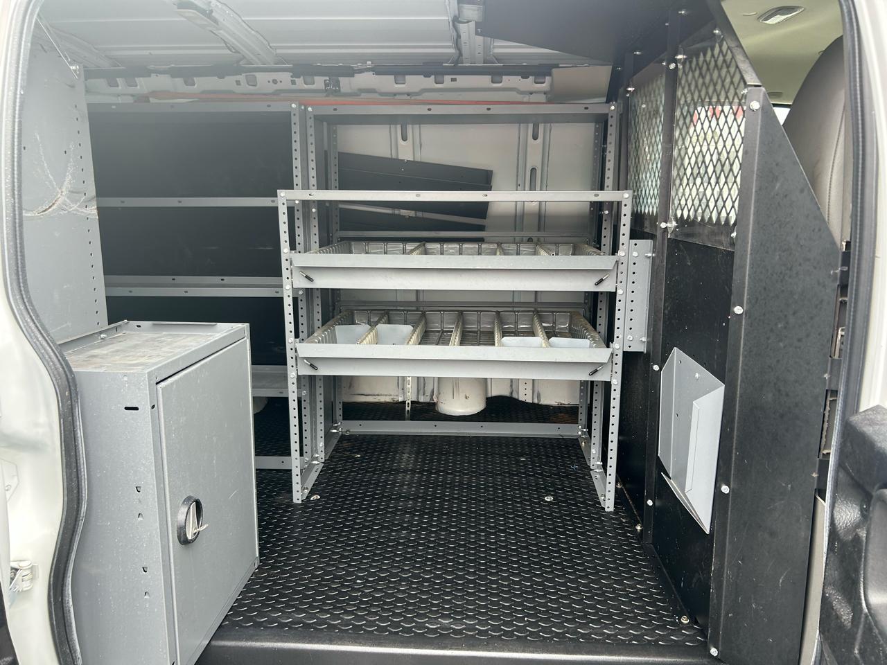 Chevrolet Express Cargo Van RWD 2500 135" 2019