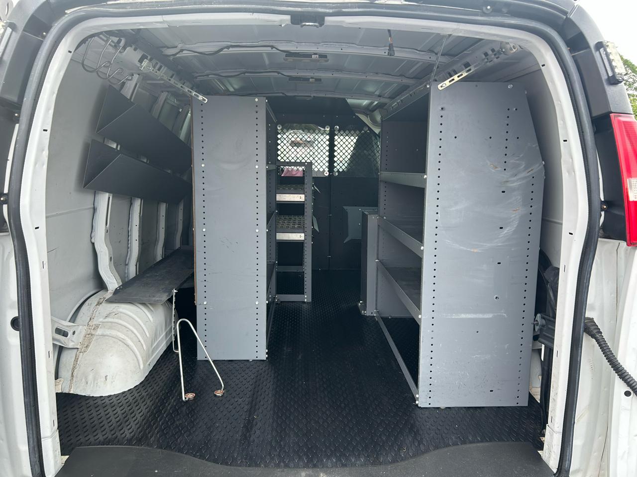 Chevrolet Express Cargo Van RWD 2500 135" 2019