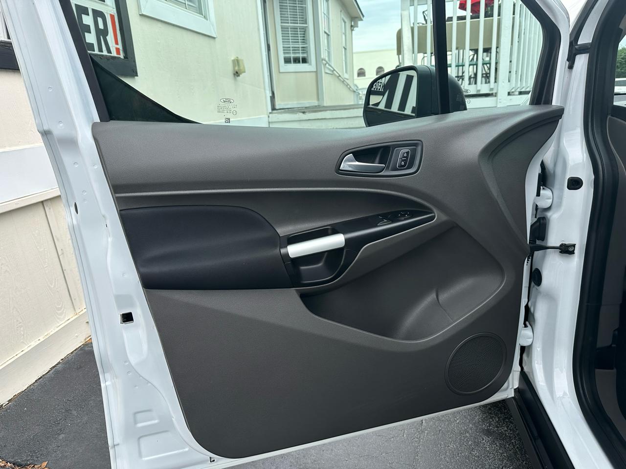 Ford Transit Connect Van XLT LWB w/Rear Symmetrical Doors 2019
