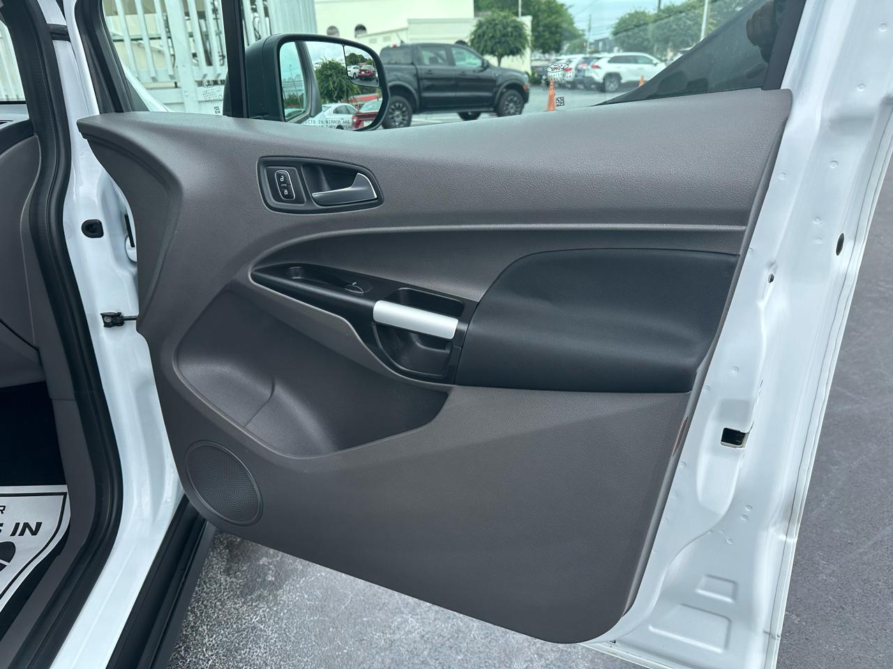 Ford Transit Connect Van XLT LWB w/Rear Symmetrical Doors 2019